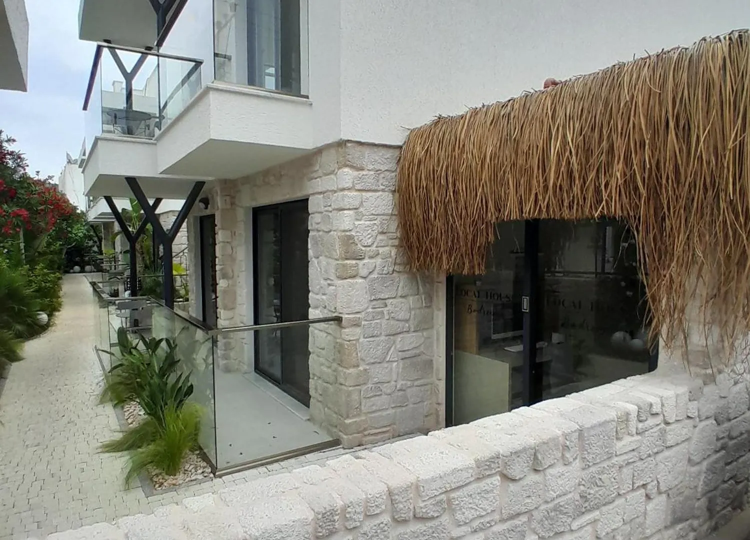 Bodrum Local House Aparthotel